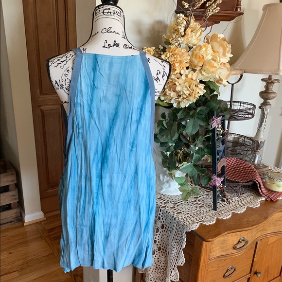 🌸 HI-LOW TUNIC - Picture 3 of 4